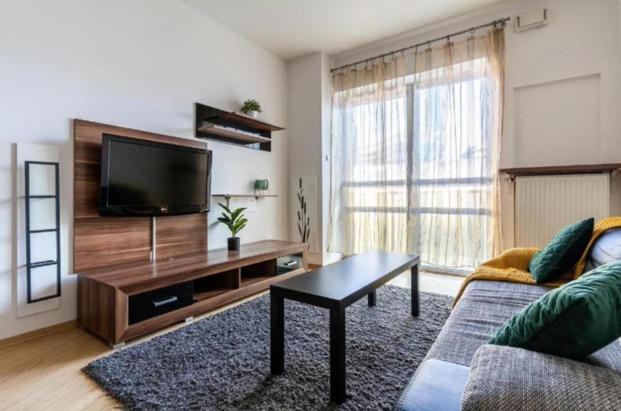 Golden Apartments Warsaw - Big And Bright Apartment In Platinum Towers- Browary- Grzyb61A Bagian luar foto